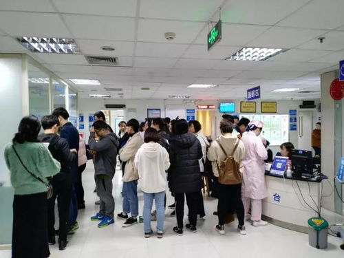 火爆 100多名近視患者齊聚廈門眼科中心,竟是為了這事